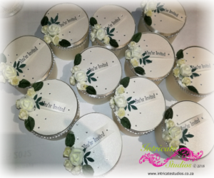Hat box invitations - Cream 2